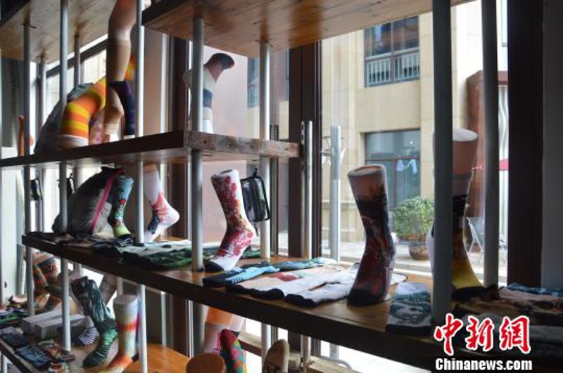 针织品定制，选择合适的定型机至关重要